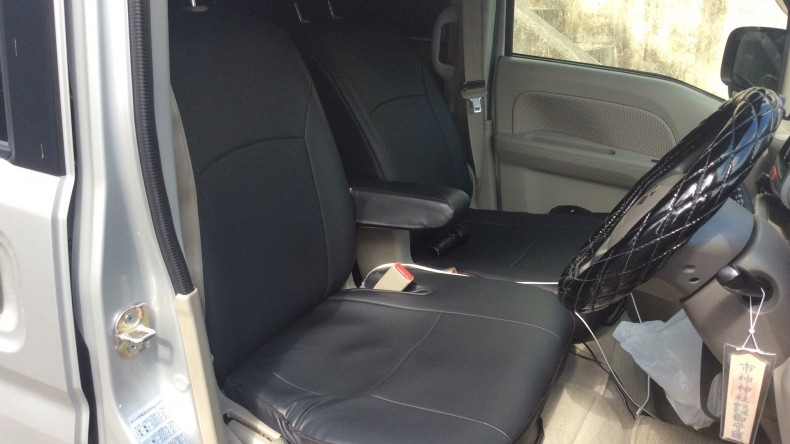 内装前方シート