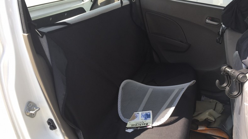 内装後方シート