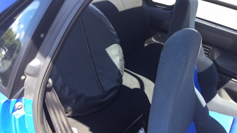 内装後方シート