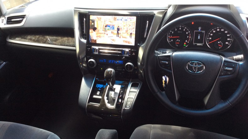 内装インパネ全体