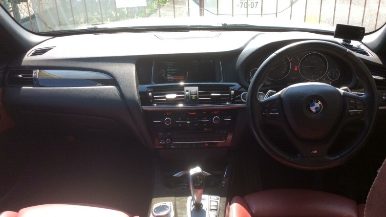 内装インパネ全体