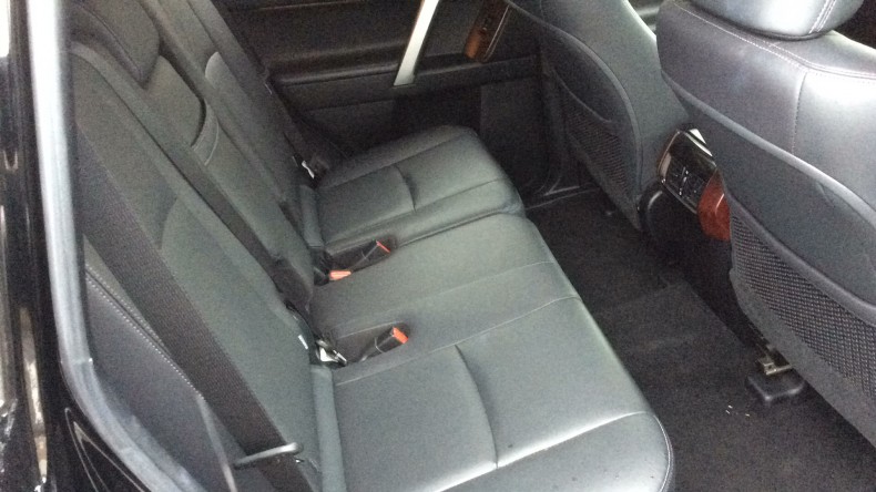 内装後方シート