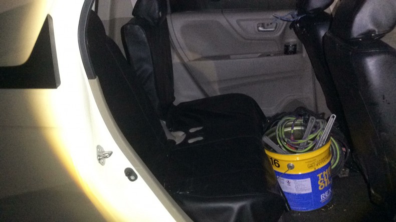 内装後方シート