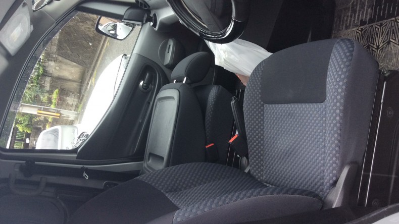 内装前方シート