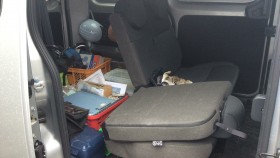 内装後方シート