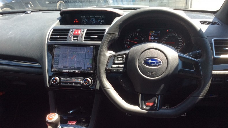 内装インパネ全体