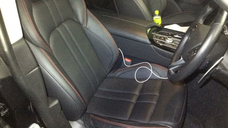 内装前方シート