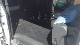 内装後方シート