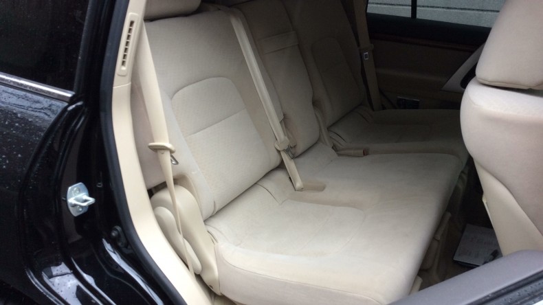 内装後方シート