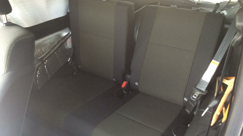 内装後方シート