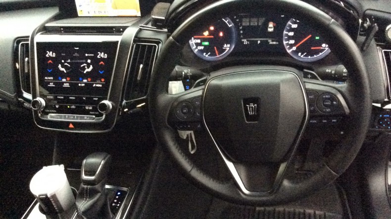 内装インパネ全体