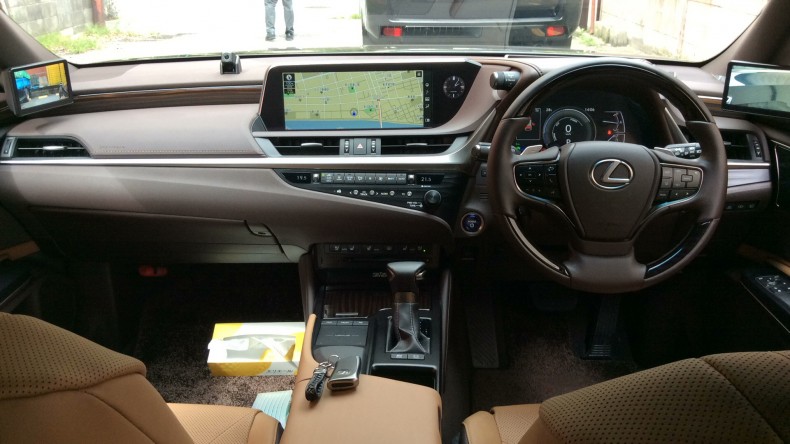 内装インパネ全体