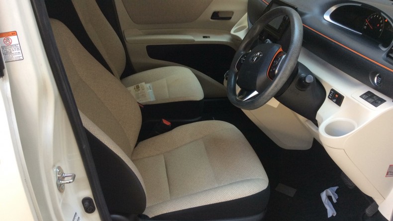 内装前方シート