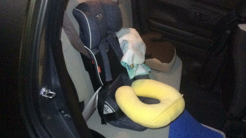 内装後方シート