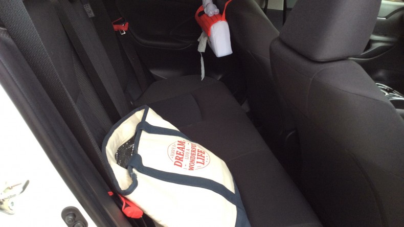 内装後方シート