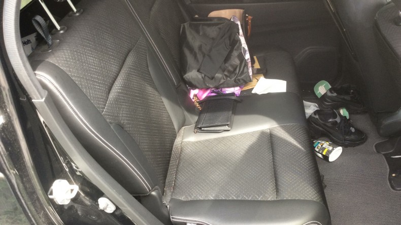 内装後方シート