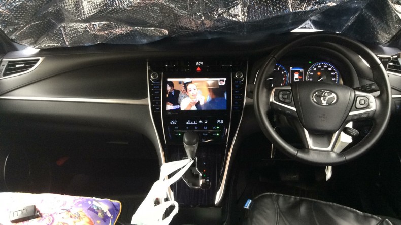 内装インパネ全体