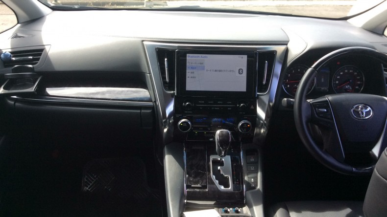 内装インパネ全体