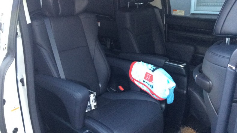 内装後方シート