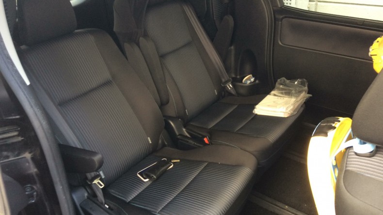 内装後方シート