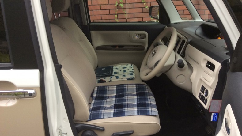 内装前方シート