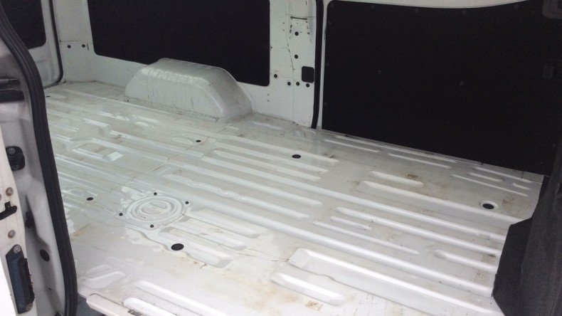 内装後方シート