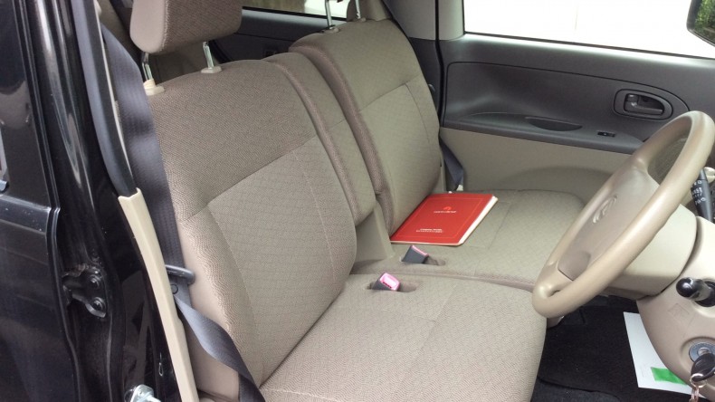 内装前方シート