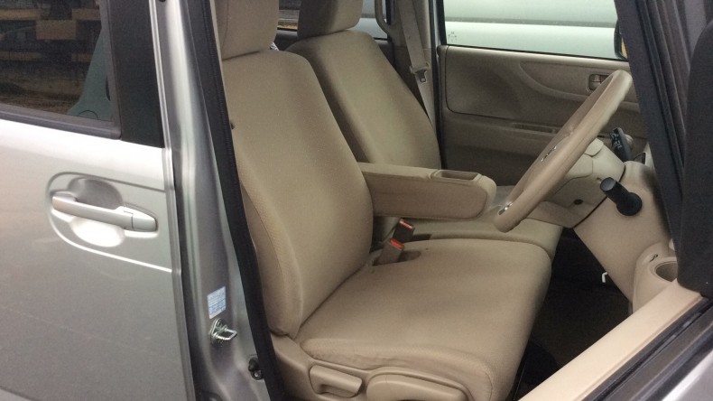 内装前方シート