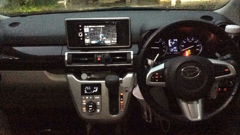 内装インパネ全体