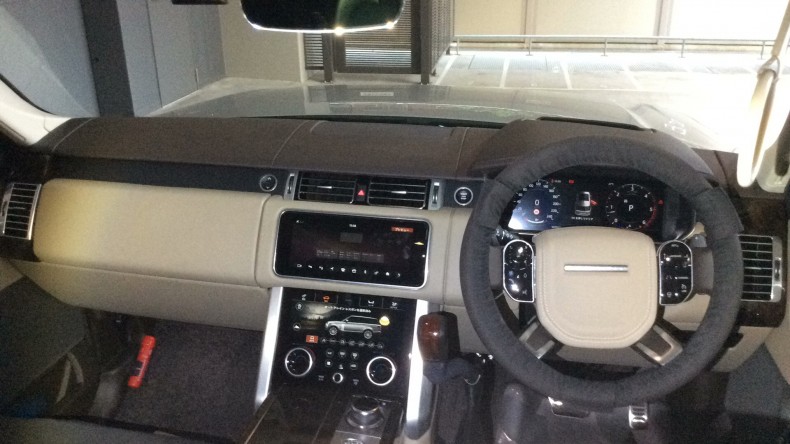 内装インパネ全体