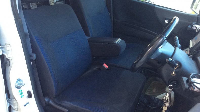 内装前方シート