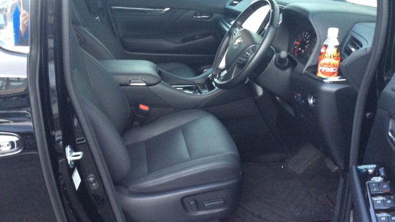 内装前方シート