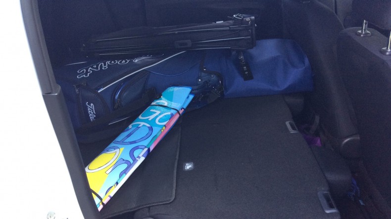 内装後方シート