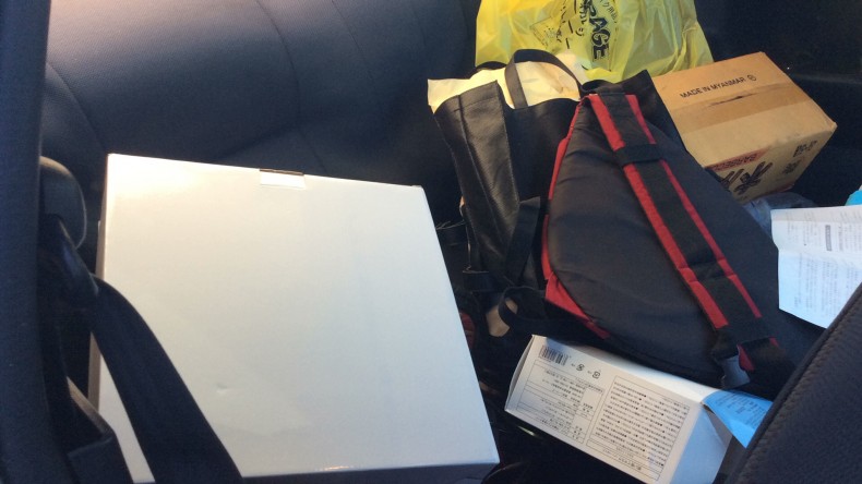 内装後方シート