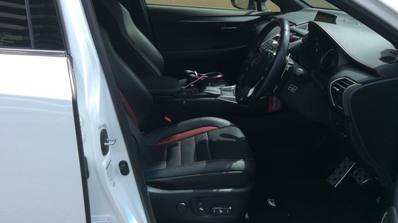 内装前方シート