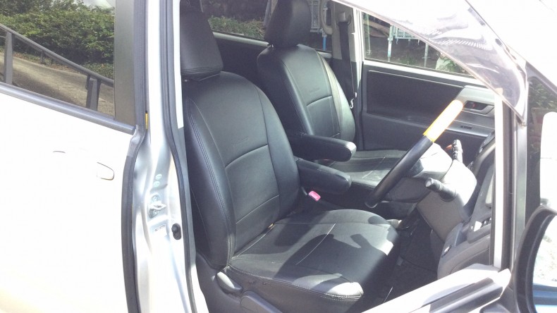 内装前方シート