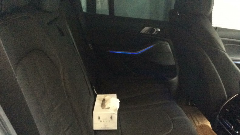 内装後方シート