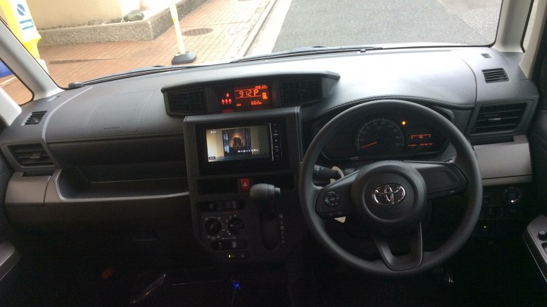 内装インパネ全体