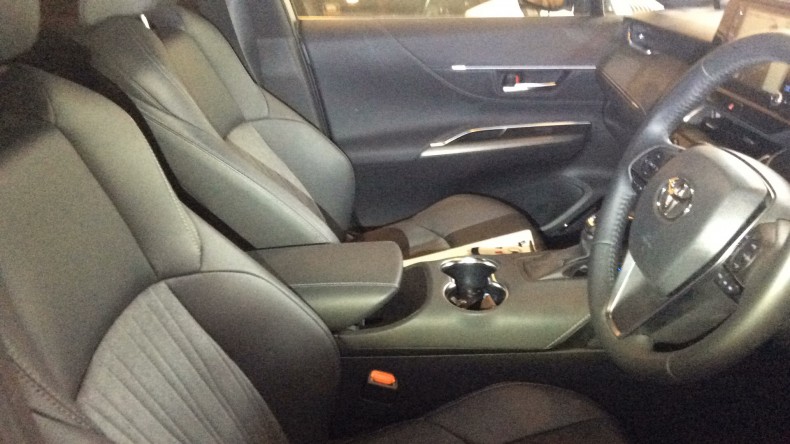 内装前方シート