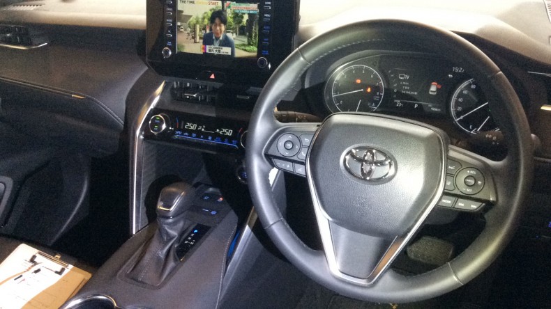 内装インパネ全体