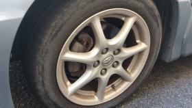 タイヤホイール前