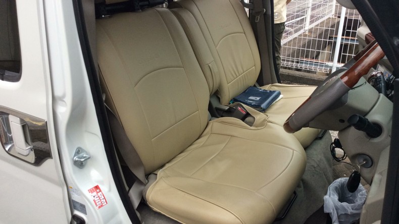 内装前方シート