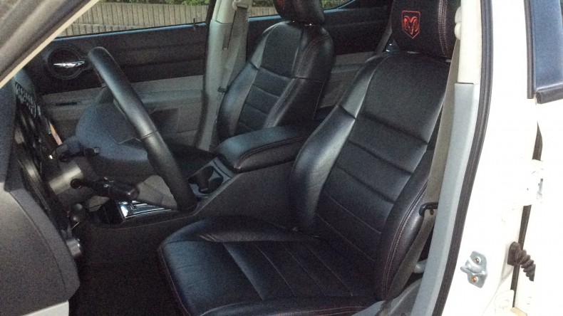 内装前方シート