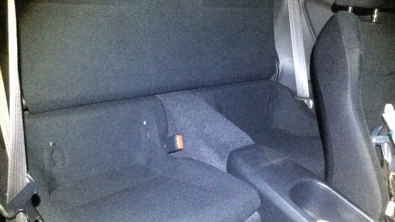 内装後方シート