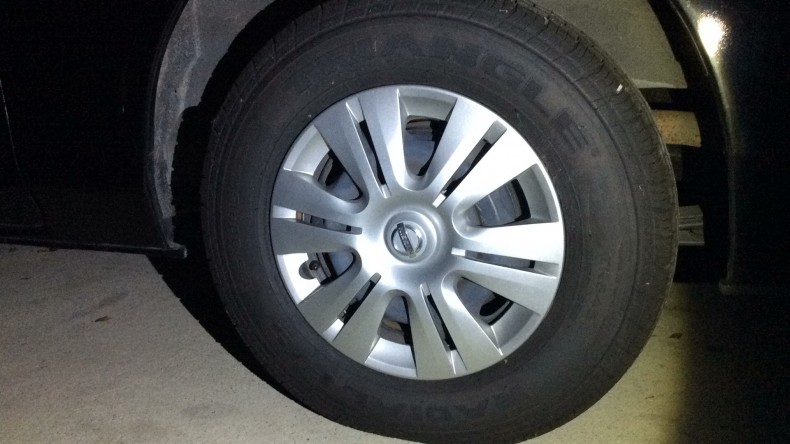 タイヤホイール前