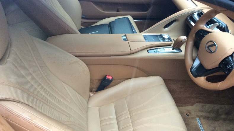 内装前方シート