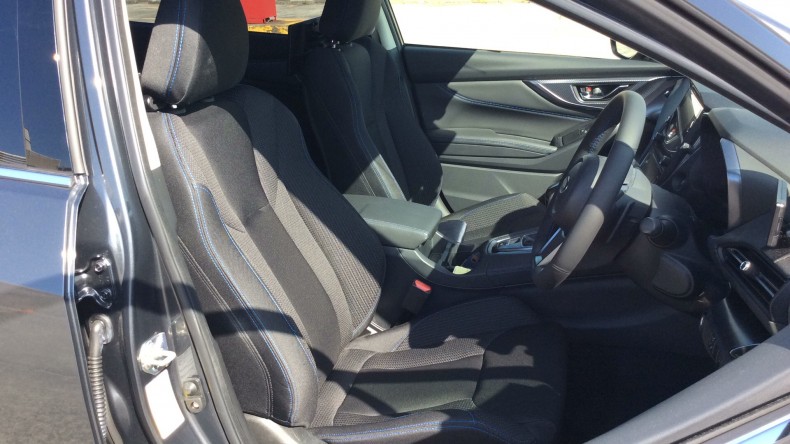 内装前方シート