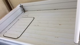 内装後方シート