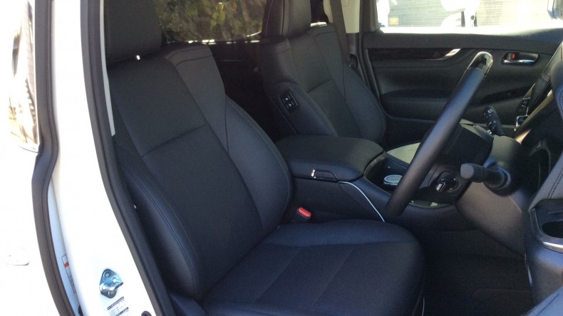 内装前方シート