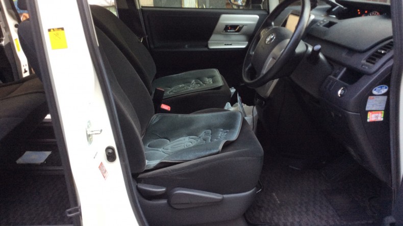 内装前方シート